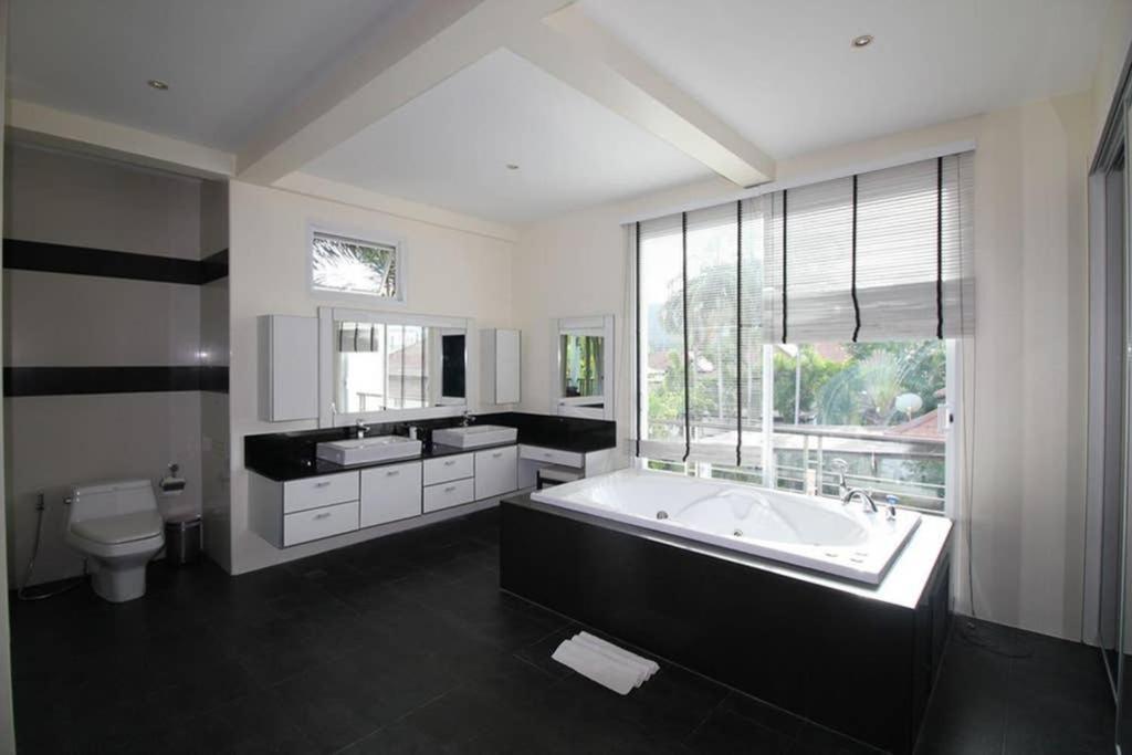 4 Bedroom Villa Kamala Beach Phuket Kültér fotó