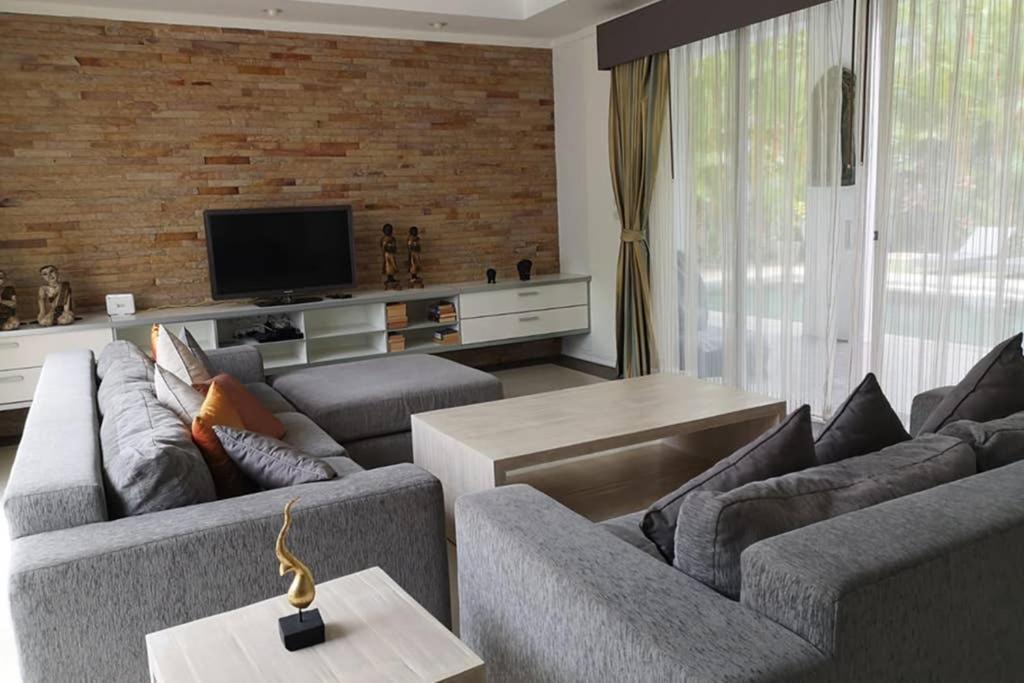 4 Bedroom Villa Kamala Beach Phuket Kültér fotó